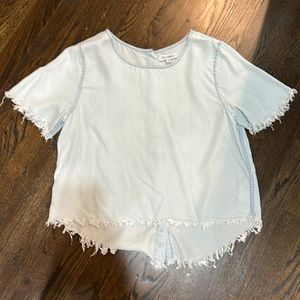 DL1961 Womans Chambray light  Blue Raw Hem Top S